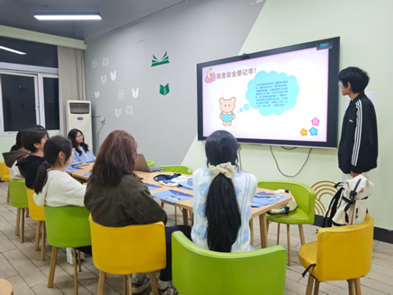 2025-11-21 22:33:56.202000