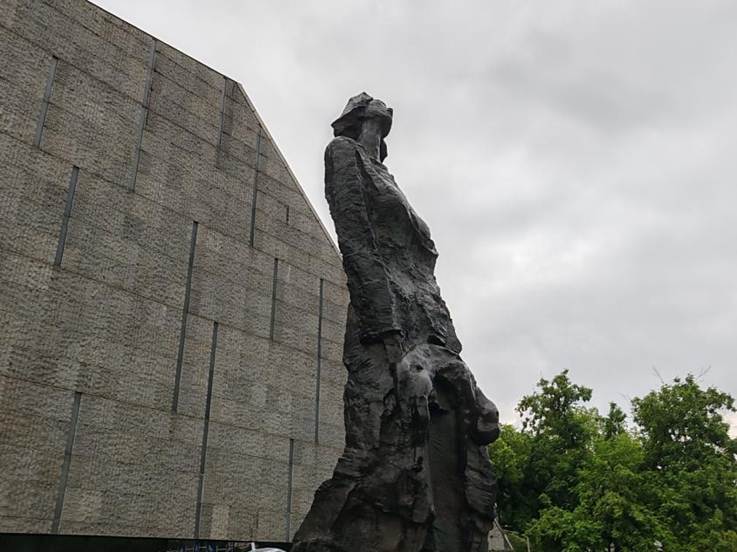 2172a48f82da5ecfa2533b9fabf259e