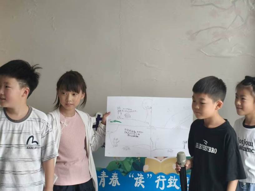 03图为小组漫画展示。沈诚 供图