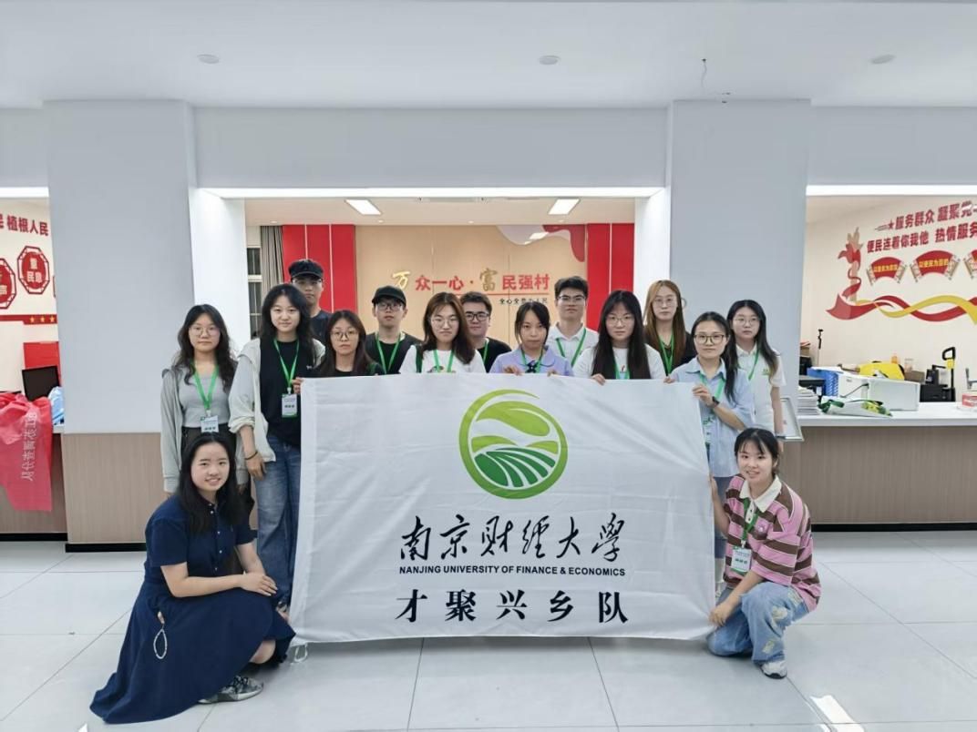 图为团队合影。吴萧如 供图